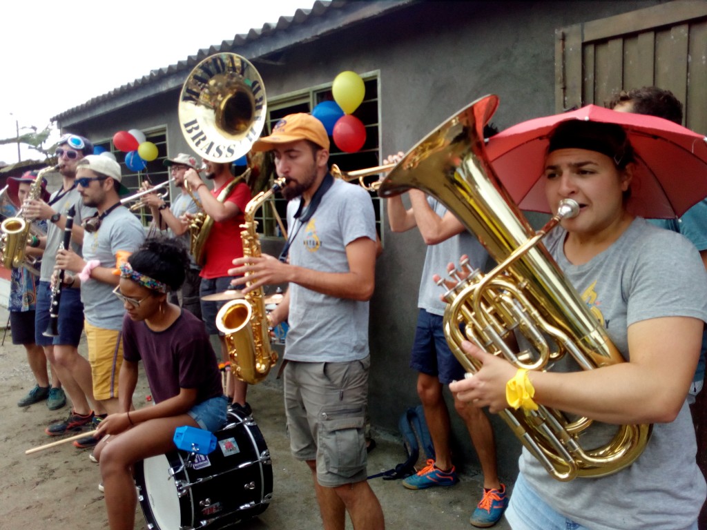 Grupo musical MayDay franceses comunas