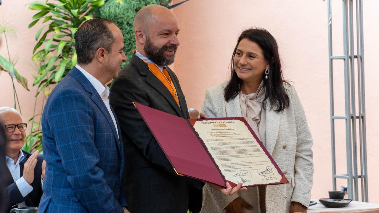 Corporación Gastronómica de Popayán recibió Orden del Congreso de